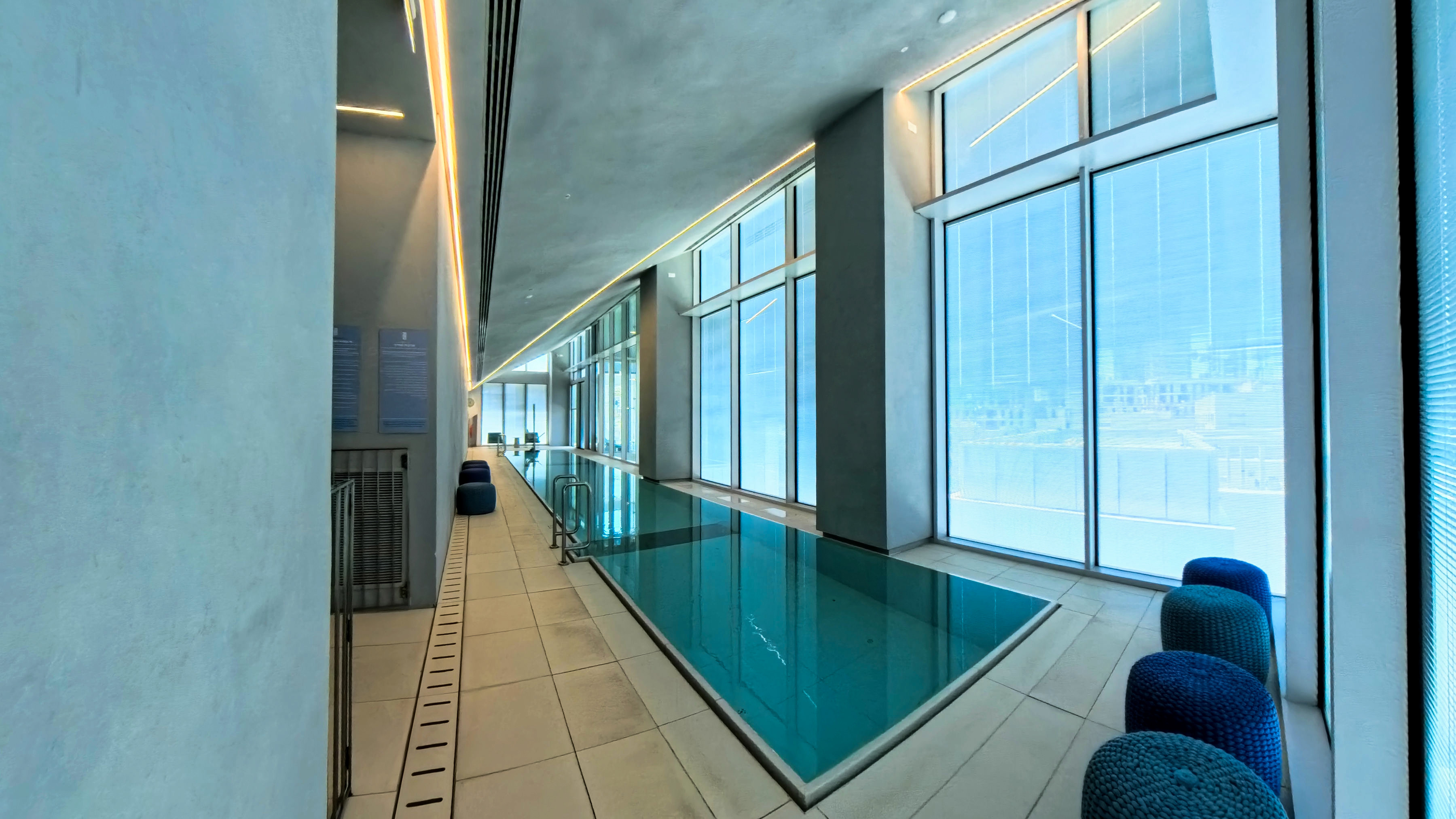 Swimmingpool3 (1)